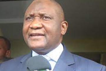Moise-2.jpg