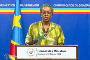 Yolande-ELEBE-MA-NDEMBO.jpg
