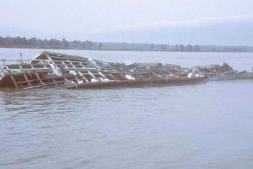 lac mayi ndombe
