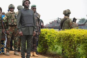 Le ministre de la défense Guy Mwadiamvita à Beni -Nord Kivu. 