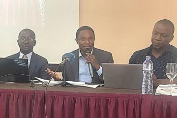 Le CNPAV en Conférence de presse pour éclairer la lanterne sur fond de dénonciations de l'avenant 5 du contrat de la Sicomines. Photo droits tiers