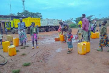 Un puit d'eau qui ravitaille la population de la mission Catholique de Masuika, dans le territoire de Luiza au Kasaï-Central 