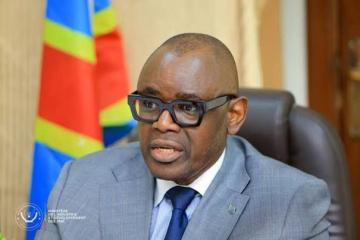 Le ministre de l'Industrie, Louis Watum.