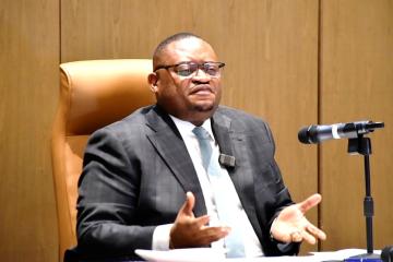 Le ministre des Finances, Doudou Fwamba.