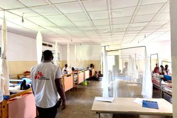 «La situation sanitaire était déjà précaire, mais aujourd’hui, elle est devenue encore plus critique», explique Olivier Pennec, chef des programmes MSF au Sud-Kivu. PHOTO droits tiers
