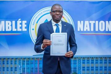 Initiateur de la proposition de loi, le député national Éric Tshikuma. Photo droits tiers