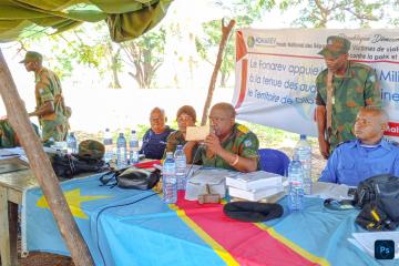 Le Tribunal militaire de garnison de Kananga en audience foraine dans le territoire de Dibaya au Kasaï-Central. Photo fda 