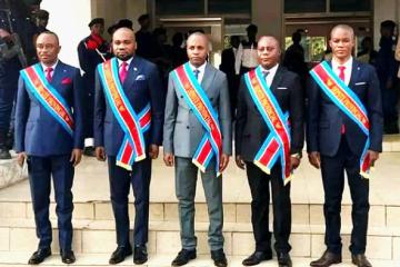 Une vue de la composition de membres du bureau de l'Assemblée provinciale du Kasaï-Central destitué. PHOTO droits tiers