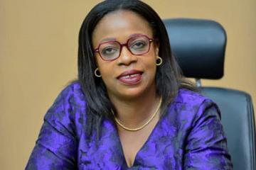 Au ministère de l'Environnement, développement durable et Nouvelle économie du climat, Mme Arlette Bahati Tito se sent comme un poisson dans l'eau. Photo Droits tiers