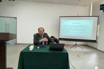 Prof Ding 001
