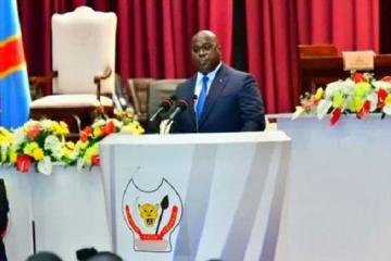 Félix Tshisekedi signe 