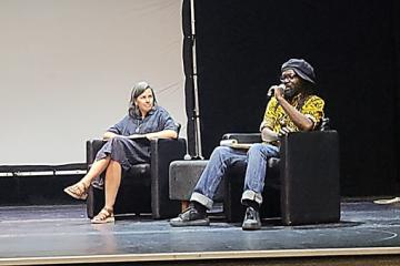 Deux artistes Luozi et Suède