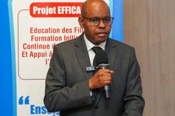 Le Gouvernement