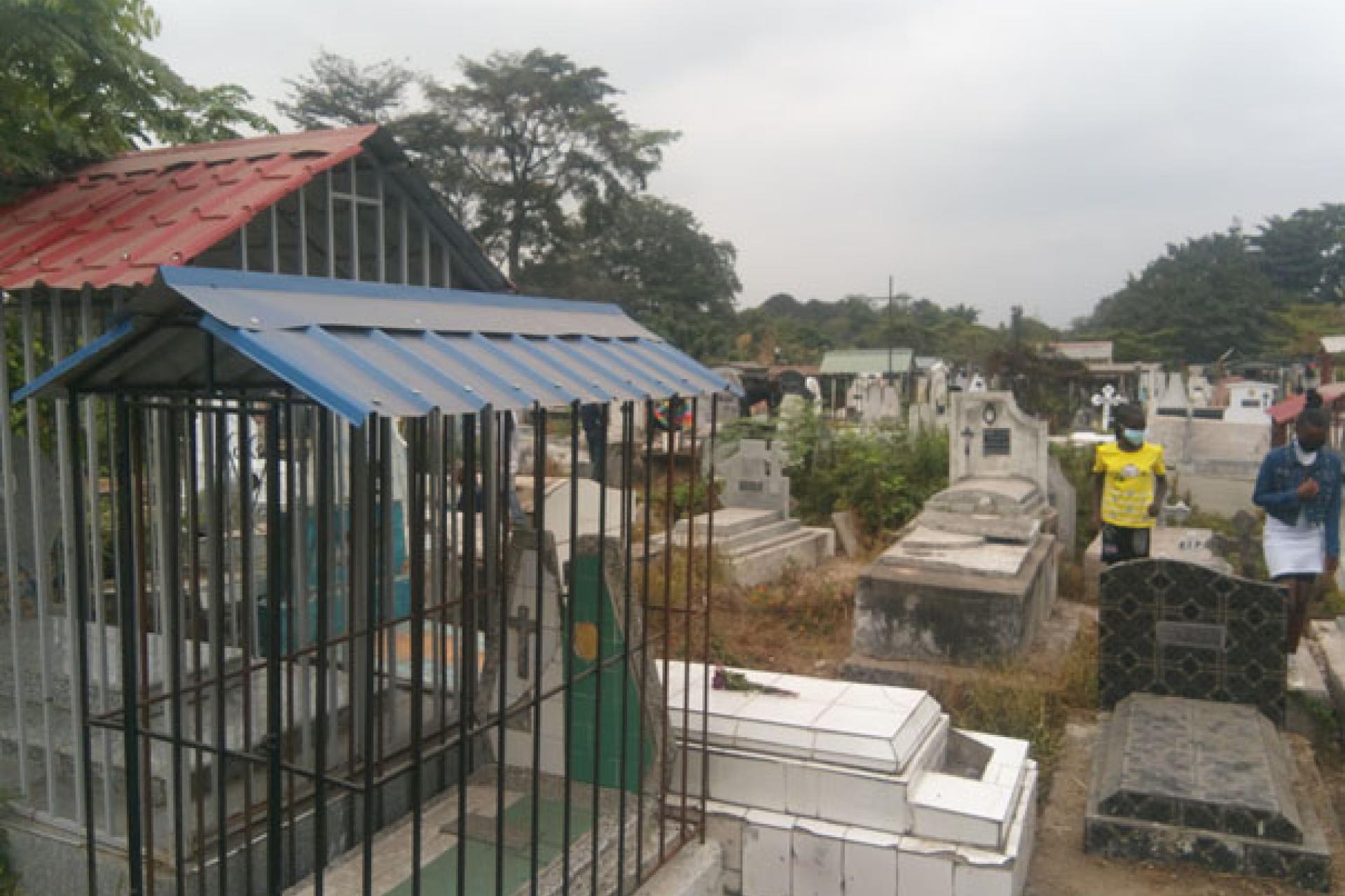 Cimetiere-2.jpg