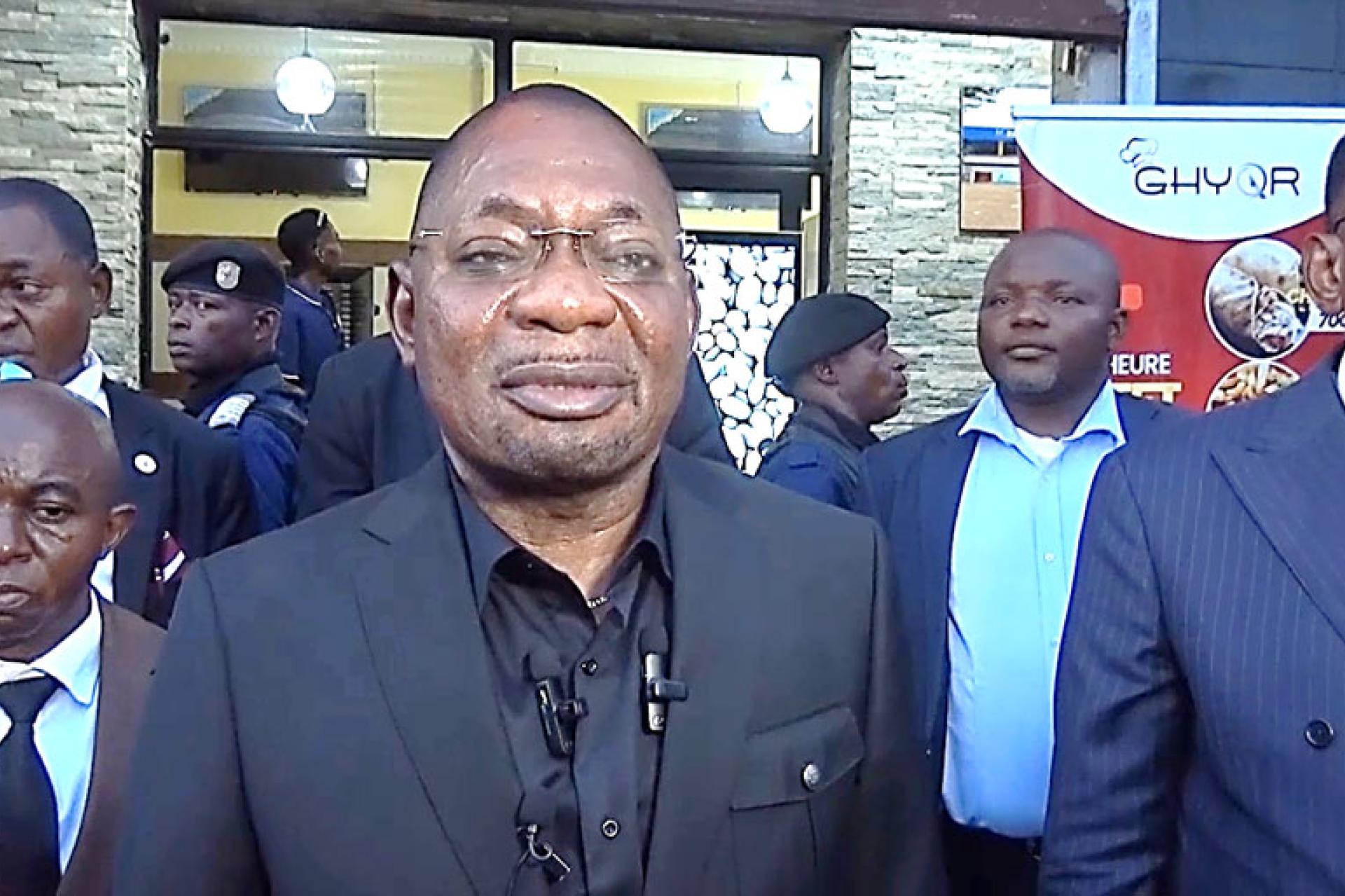 Firmin-Mvonde-inflige.jpg