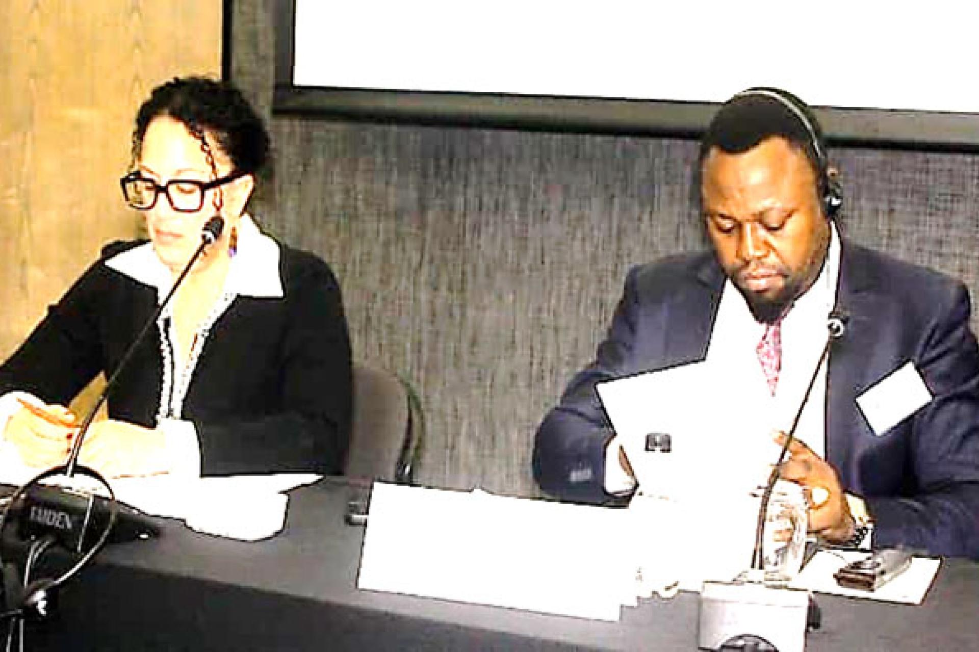 Le-vice-ministre-de-la-Justice-Samuel-Mbemba-a-droite.jpg