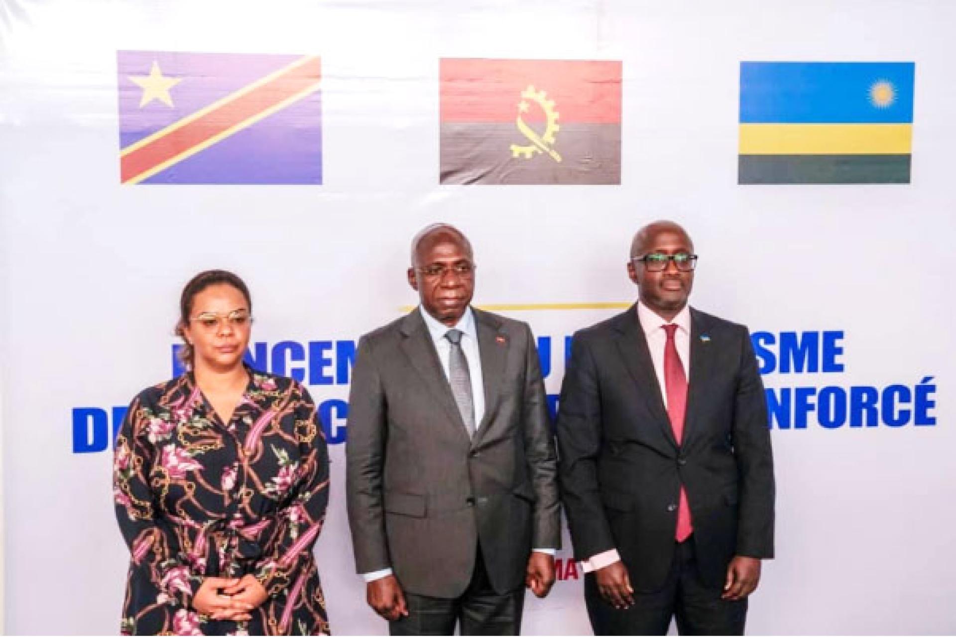 Les-representants-Congolais-Angola-et-Rwanda-a-Luanda.jpg