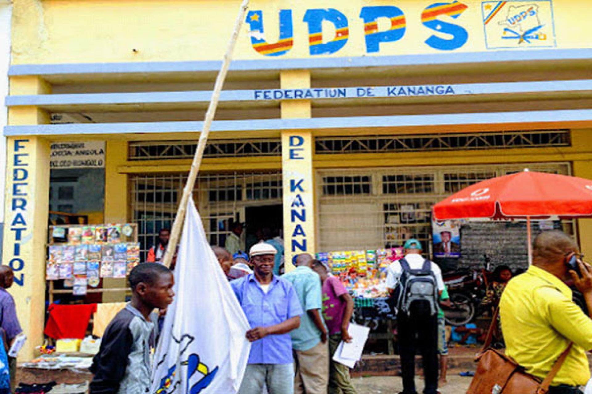 Le siège du parti politique Union pour la démocratie et le progrès social (UDPS) à Kananga. Le siège du parti politique Union pour la démocratie et le progrès social (UDPS) à Kananga. 