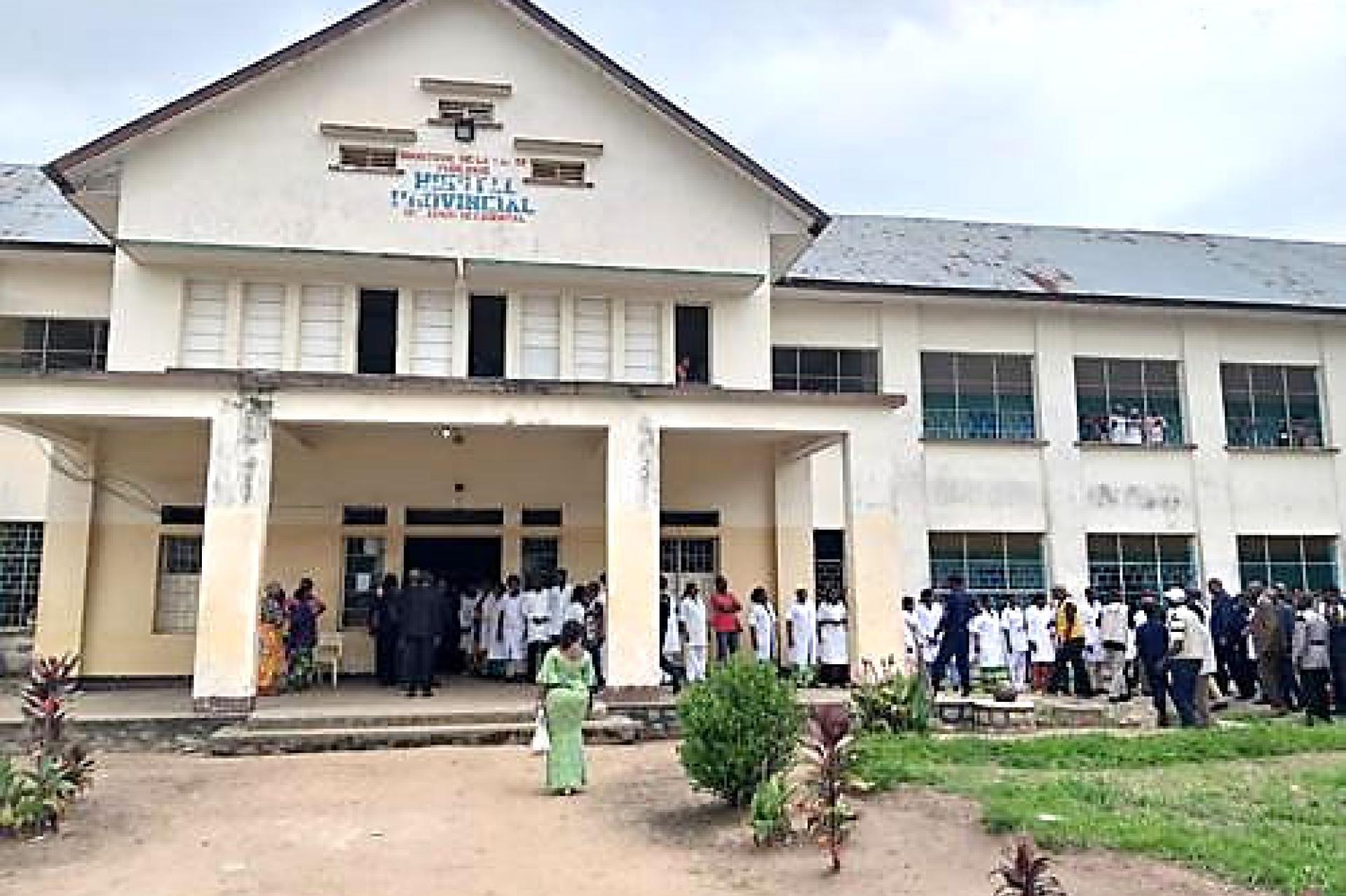Le bâtiment de l'hôpital général de référence de Kananga. 