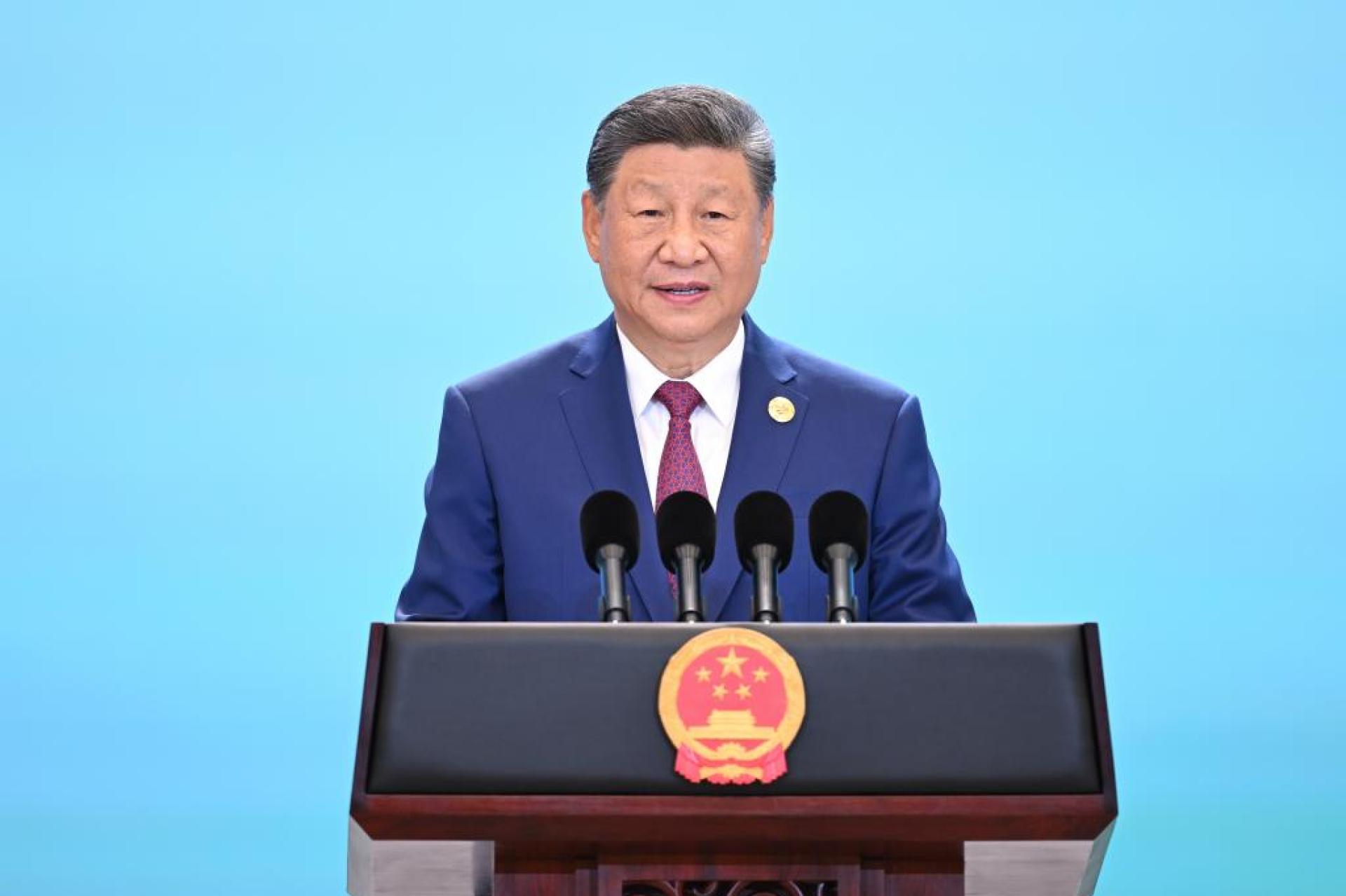 Xi j