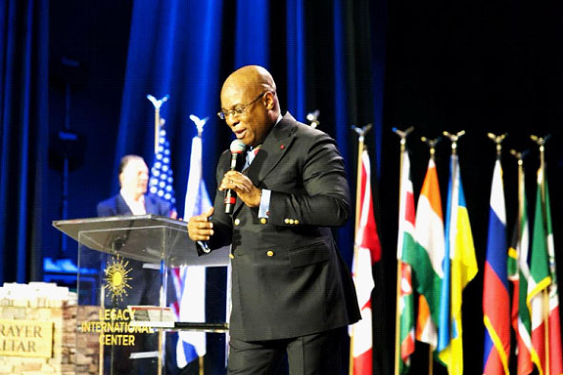 Papa Alain-Gabriel Olangi