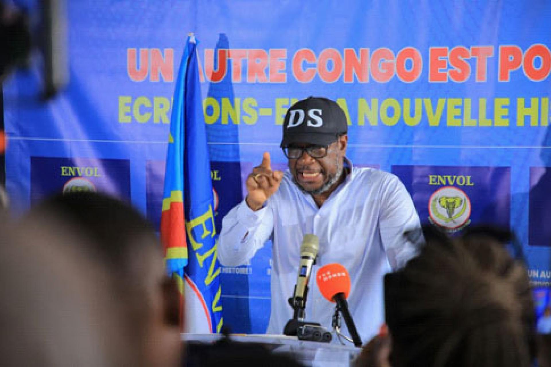 Delly Sesanga